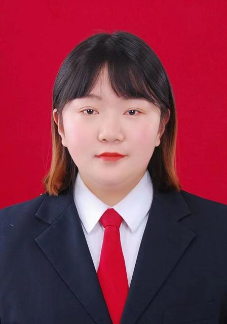 田露.jpg